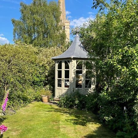 Farthingdales Vila Burford Exterior foto